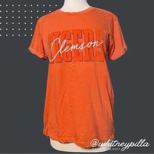 Clemson Tigers Tee Orange Short Sleeve Graphic Tee Pressbox women’s size M NWT